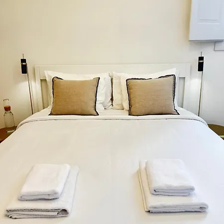 Rum i privatbostad Santa Justa Cozy Lisboa